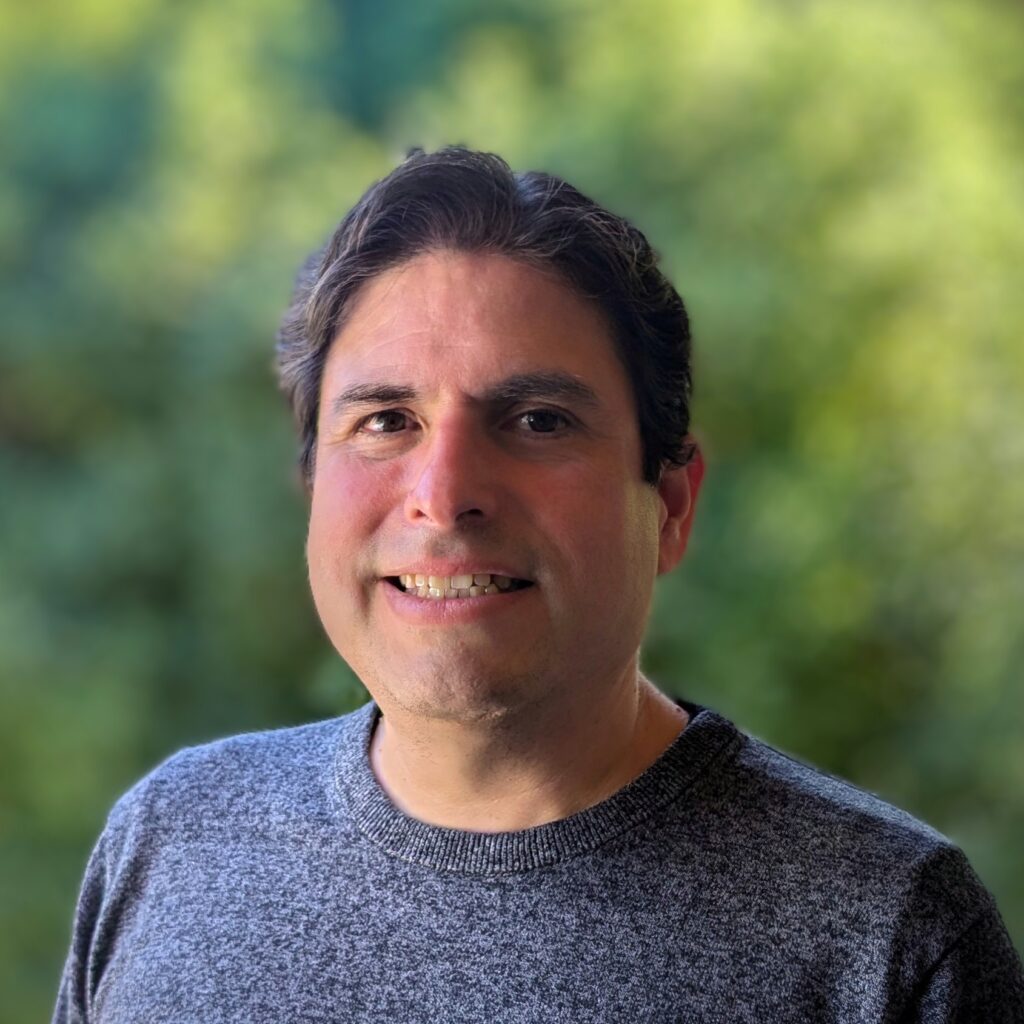 Daniel Alcazar Roman